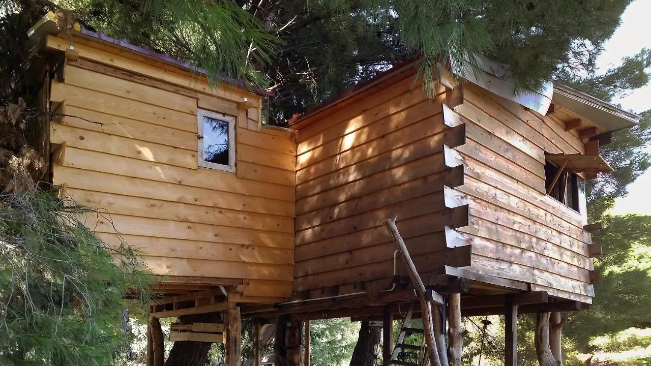 Деревянный коттедж Casetta Sull'Albero, Girasole Кастелламмаре-дель-Голфо